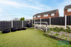 Photo 25- click for photo gallery